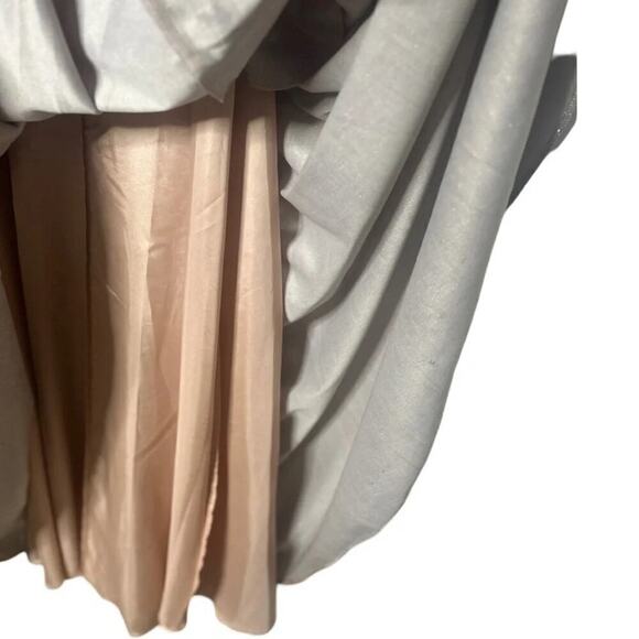 Dancing Queen Rose Gold Sleeveless Sweep Train V-neck Long Gown Size Small - Picture 12 of 16